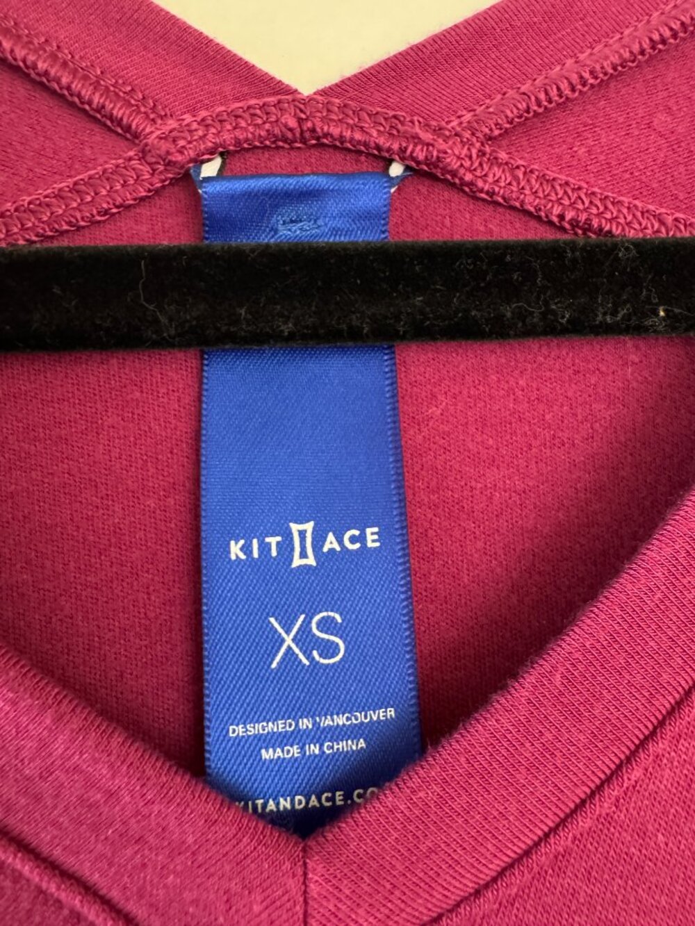 ✨ Kit and Ace Draped V-Neck Top – Raspberry Pink | XS - Picture 6 of 7